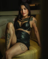 Aarvika +971522491202
