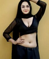 Vaanya +971522491202